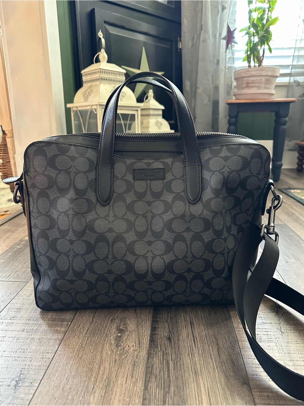 Coach Graham Slim Briefcase in Black Signature Canvas-EXCELLENT CONDITION